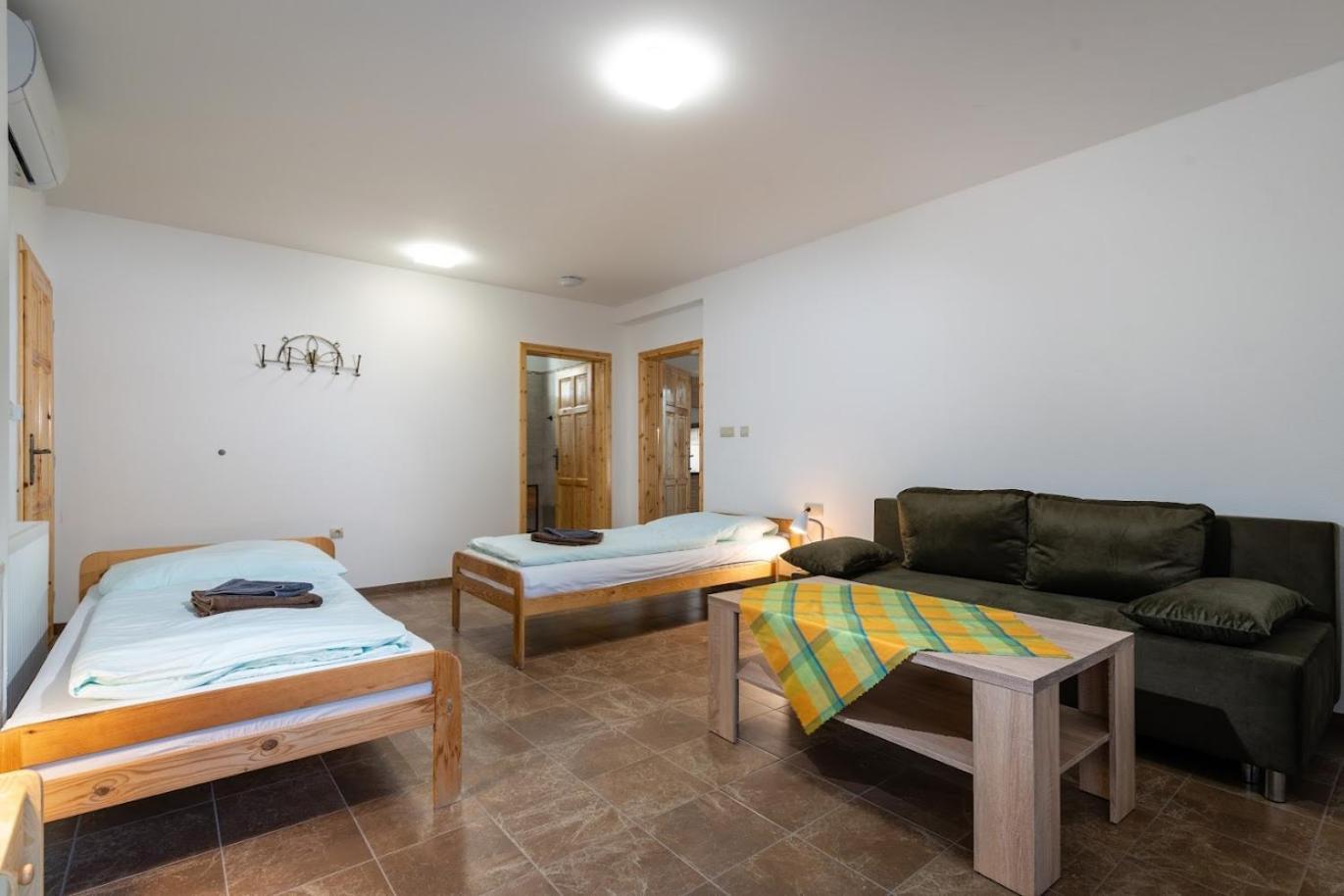 Aparthotel Rezidencia Podhájska Exterior foto